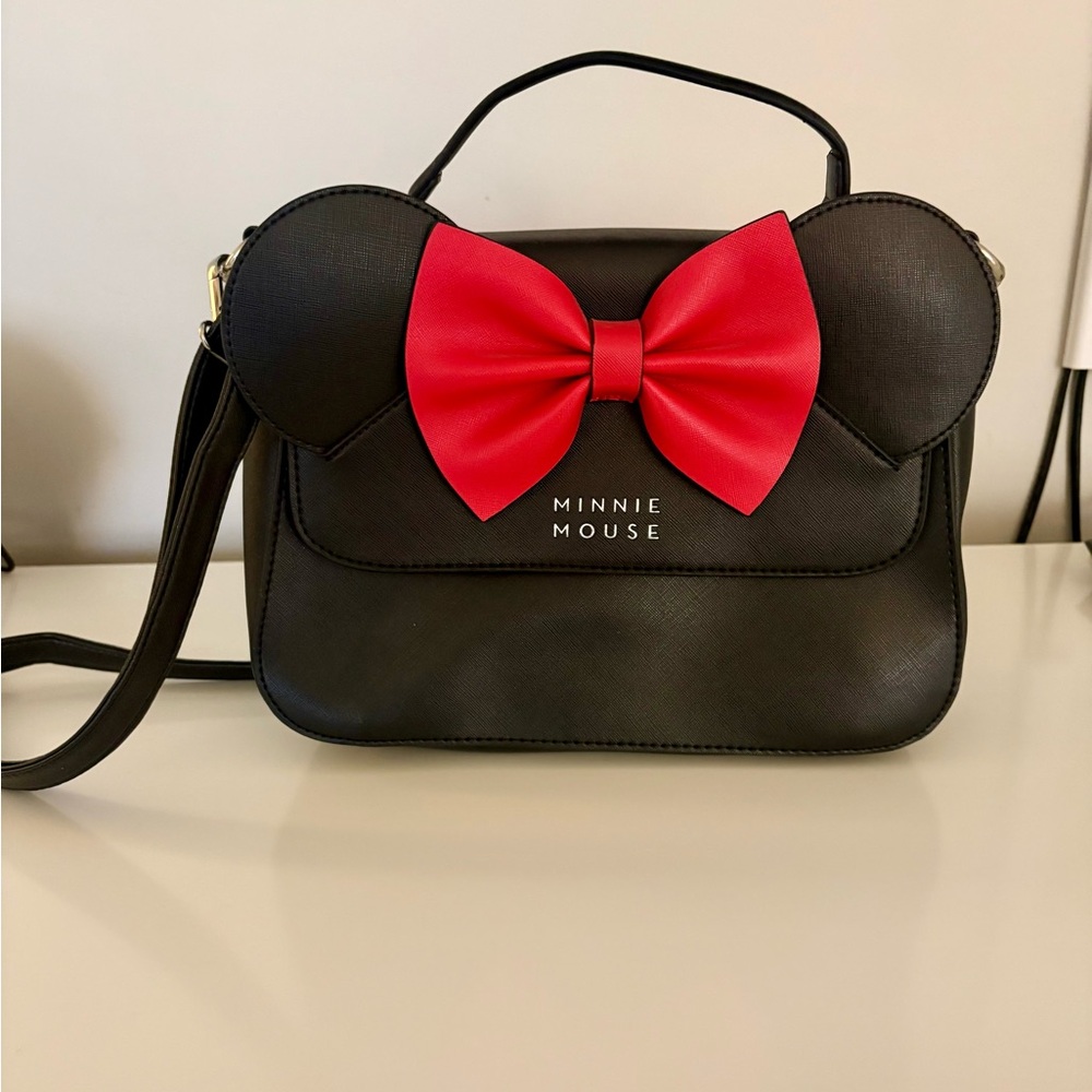 Loungefly Black and Red Minnie Mouse Crossbody Bag